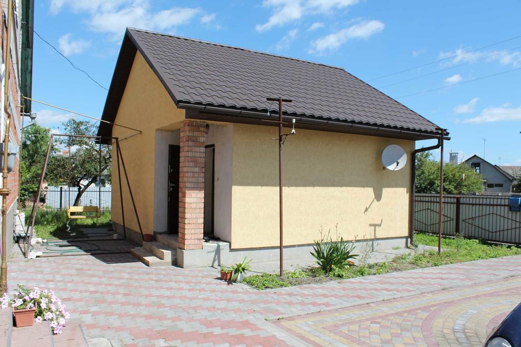 Guest House Michurina 48 Брест Екстериор снимка
